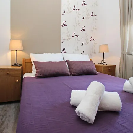 Apartament Gemuetliches In Mit Eigenem Balkon By Interhome *