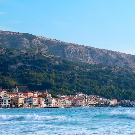 Gemuetliches In Mit Eigenem Balkon By Interhome Baška