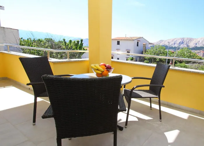 Gemuetliches In Mit Eigenem Balkon By Interhome