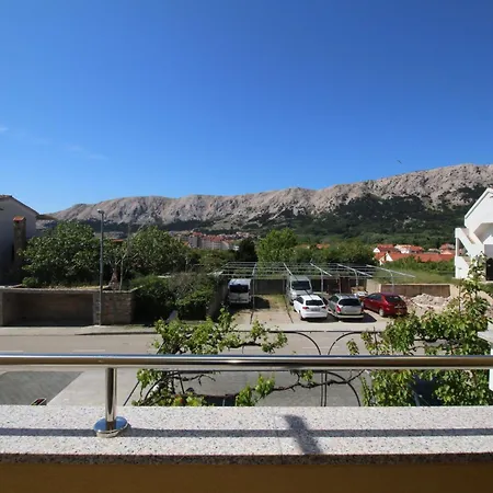 Apartament Gemuetliches In Mit Eigenem Balkon By Interhome *