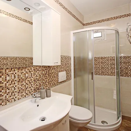 Gemuetliches In Mit Eigenem Balkon By Interhome Appartement Baška