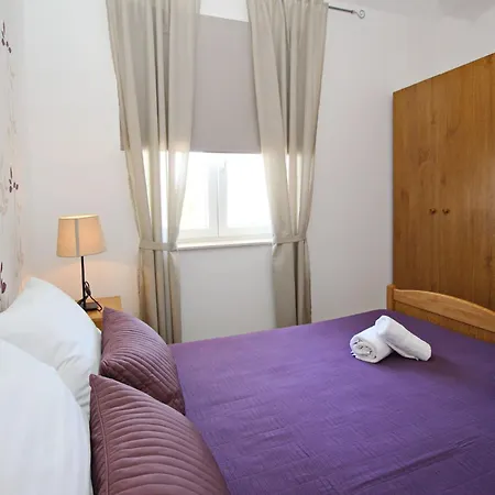 Gemuetliches In Mit Eigenem Balkon By Interhome Baška